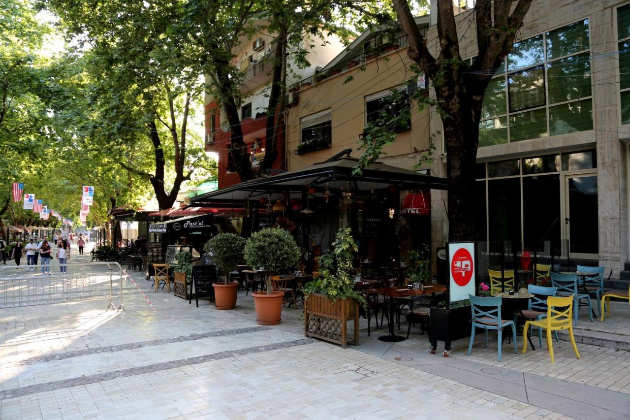 Hotel Millenium Tirana Exterior foto